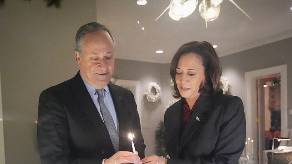 Image of Doug Emhoff and Vice President Kamala Harris