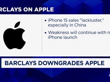 Apple shares fall 4% after Barclays downgrade