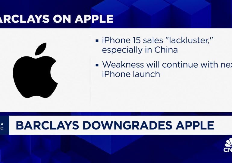 Apple shares fall 4% after Barclays downgrade