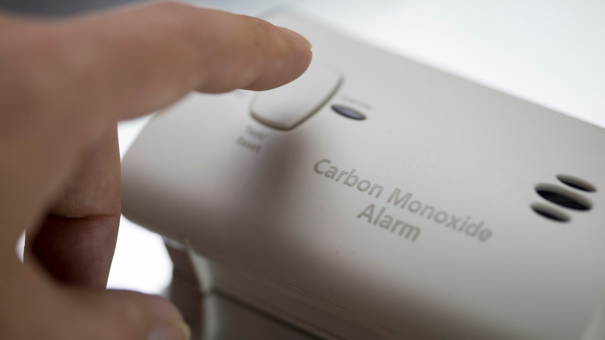 Carbon monoxide detector