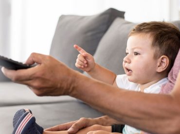 Screen time for kids under age 2 is linked to sensory differences in toddlerhood, new study finds