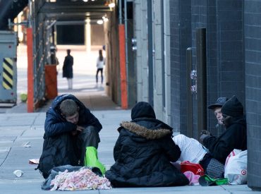 Supreme Court to decide whether cities can ban homeless from public areas