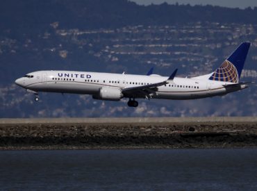 United Airlines finds loose bolts on several Boeing 737 Max 9s after grounding