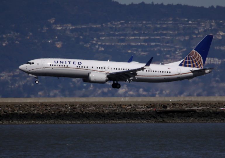 United Airlines finds loose bolts on several Boeing 737 Max 9s after grounding