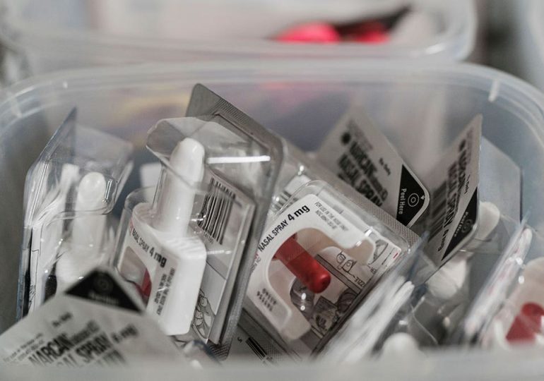 Higher-dose naloxone spray doesn't increase overdose survival, study finds