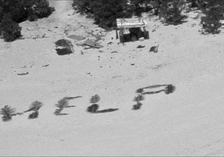 US Coast Guard, Navy rescue 3 fishermen from deserted island after spelling 'HELP' with palms