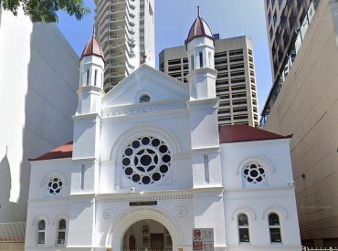 Truck smashes into famed synagogue, police charge man with hate crime: 'Very distressing'